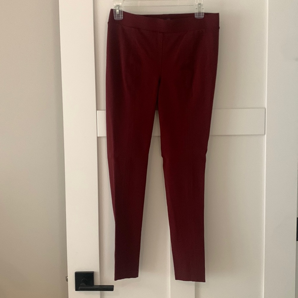 Vince Camuto Maroon leggings - never worn